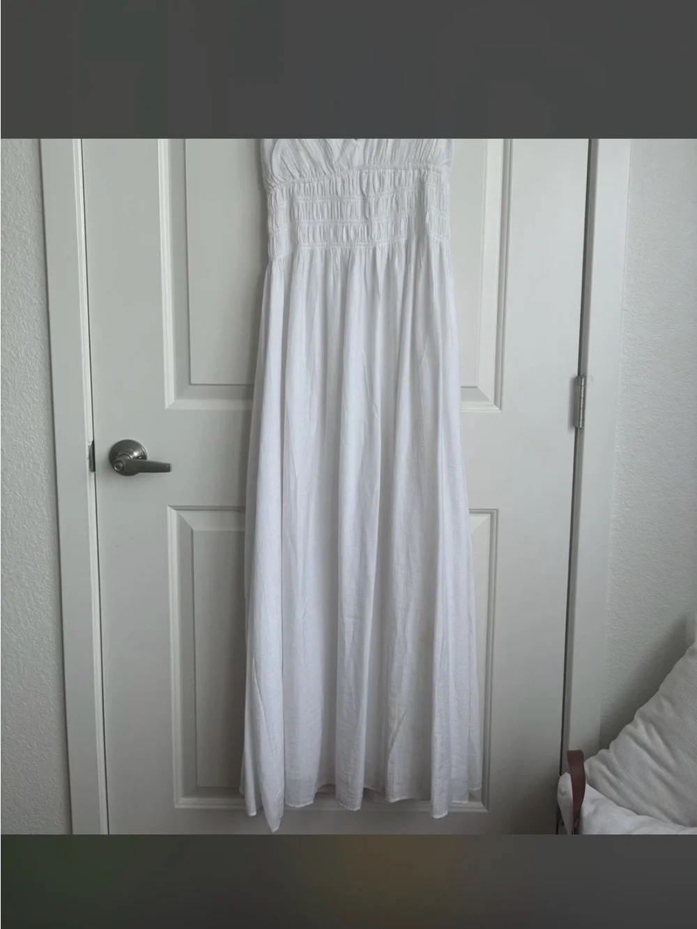 Abercrombie & Fitch White V-Neck Smocked Waist Maxi Dress